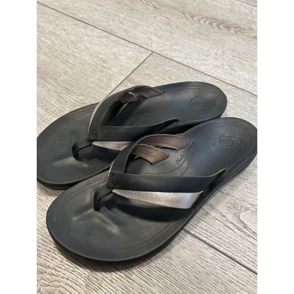 Olukai Kaekae black Silver Thong Flip Flops Leather Women’s Size US 7 - Picture 1 of 5